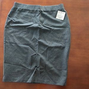 BNWT Heather gray ponte skirt